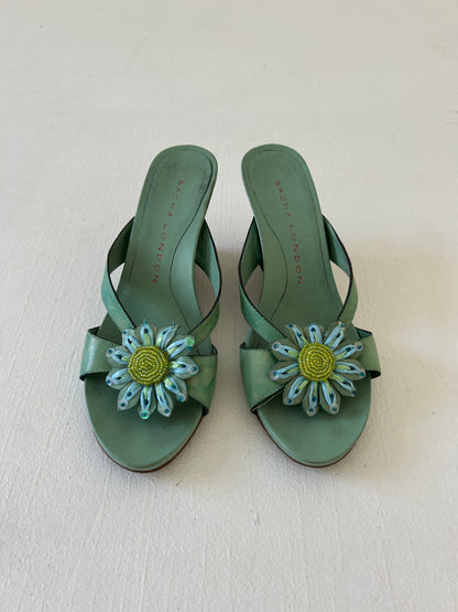 Flower Wedges